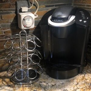 Keurig Black Coffee Maker 48 ounces with Chrome Pod Holder